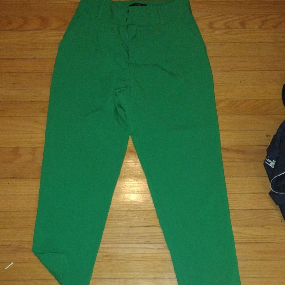 Forever 21 Women Size M InVibrant Green Chinos
